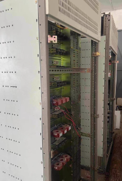 报废物资一批（配电柜等）